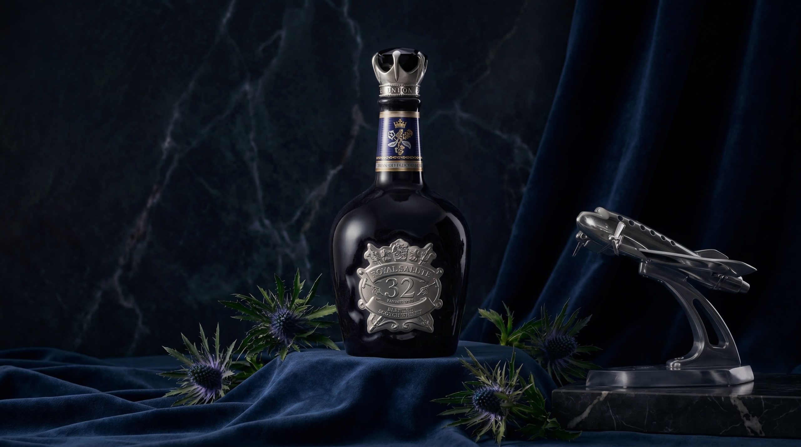  Rượu Chivas Royal Salute 32 năm - Kiệt tác Whisky Scotch cho người sành rượu