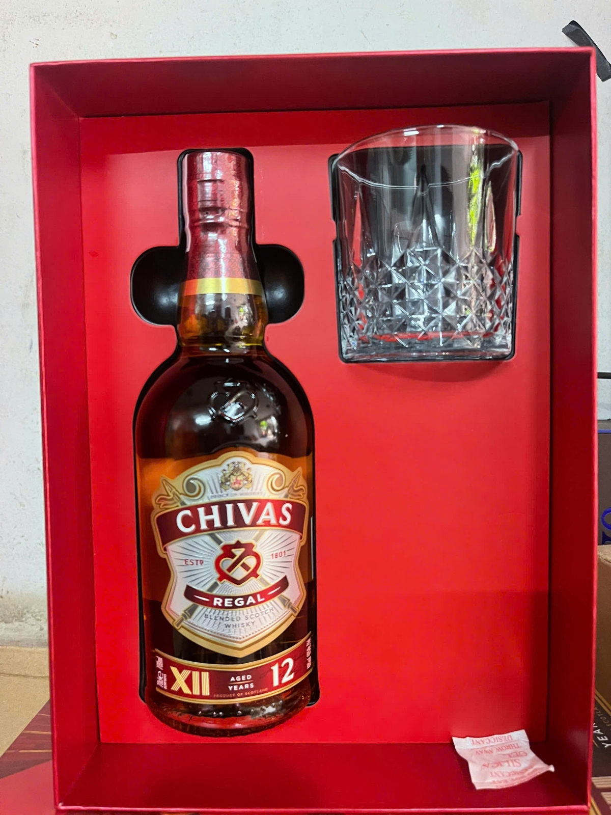 Rượu Chivas 12 năm - Hộp quà Tết